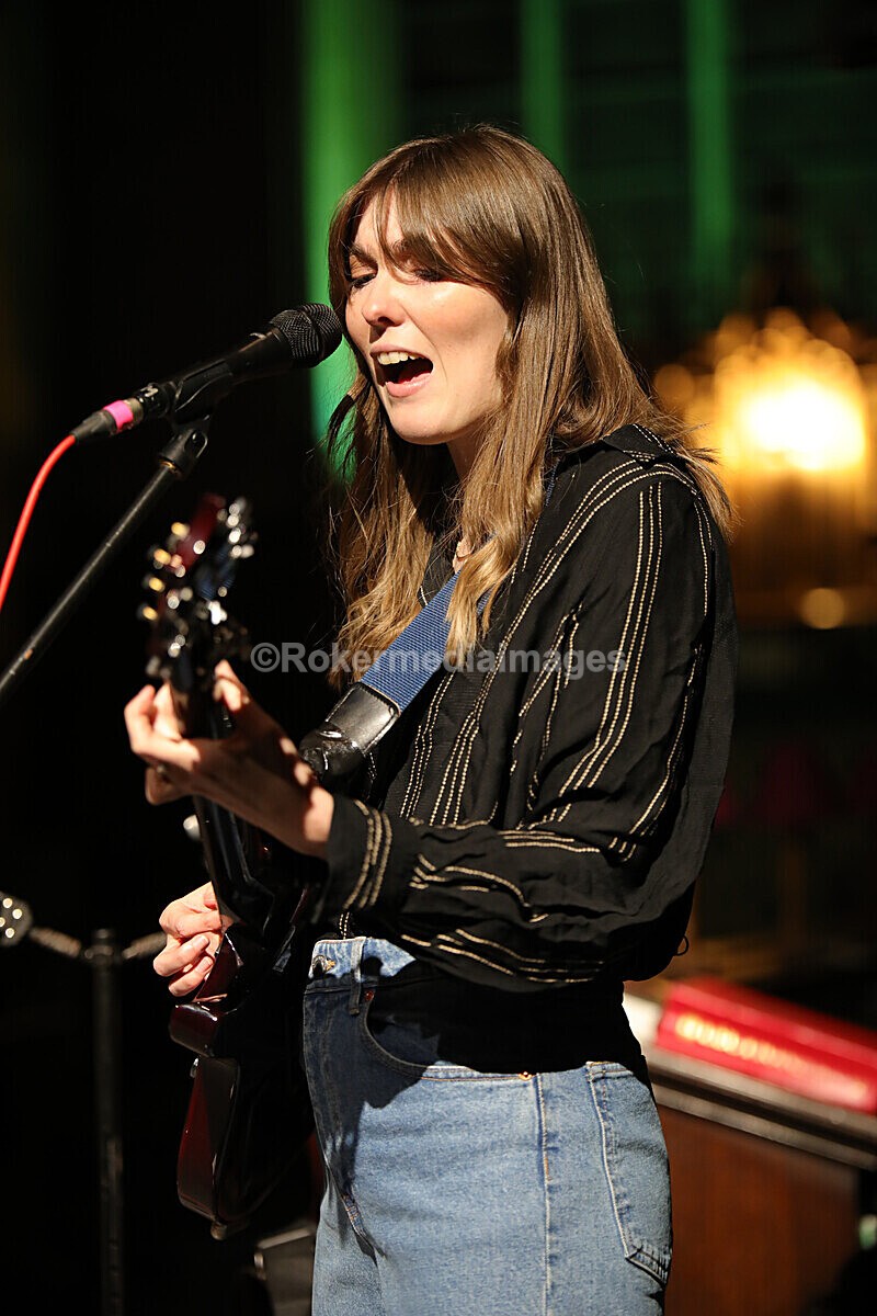 FOLK N BLUES-701 - FOLK and BLUES SEPT 2022