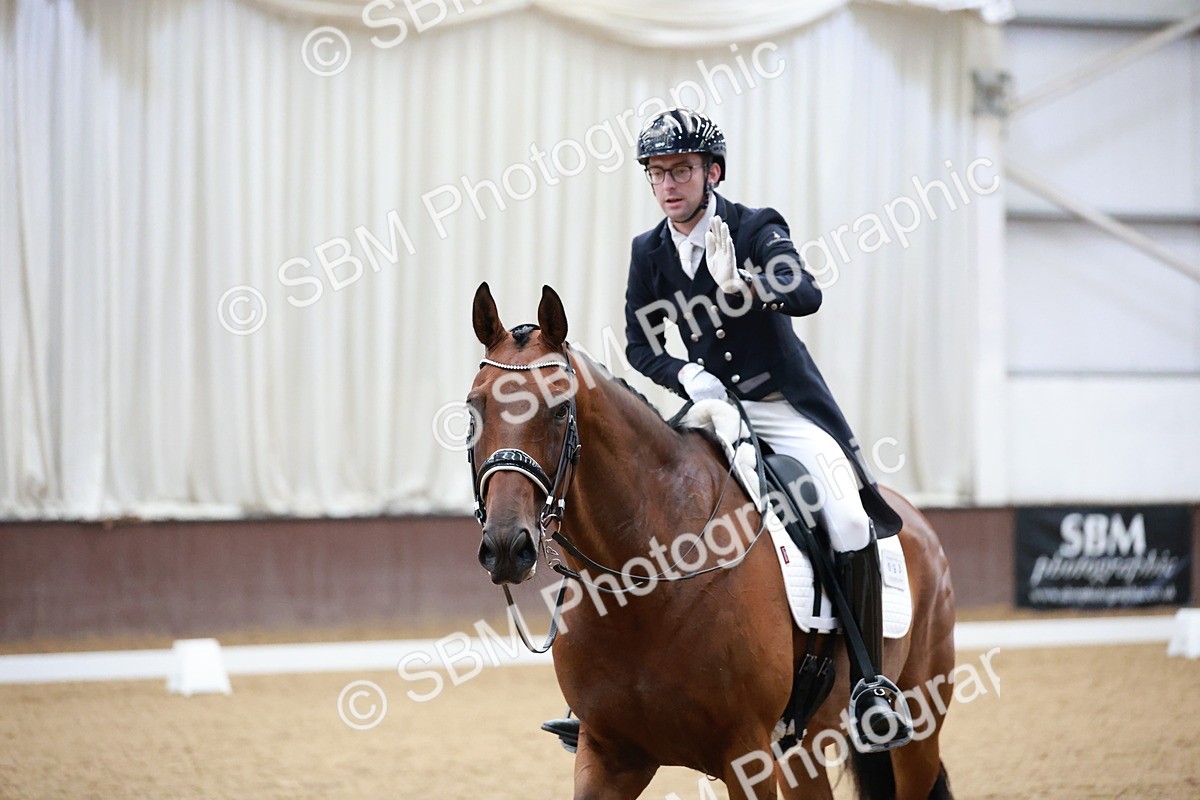 SBM_008763 - Class 14 - FEI PSG - 9.30-10.30