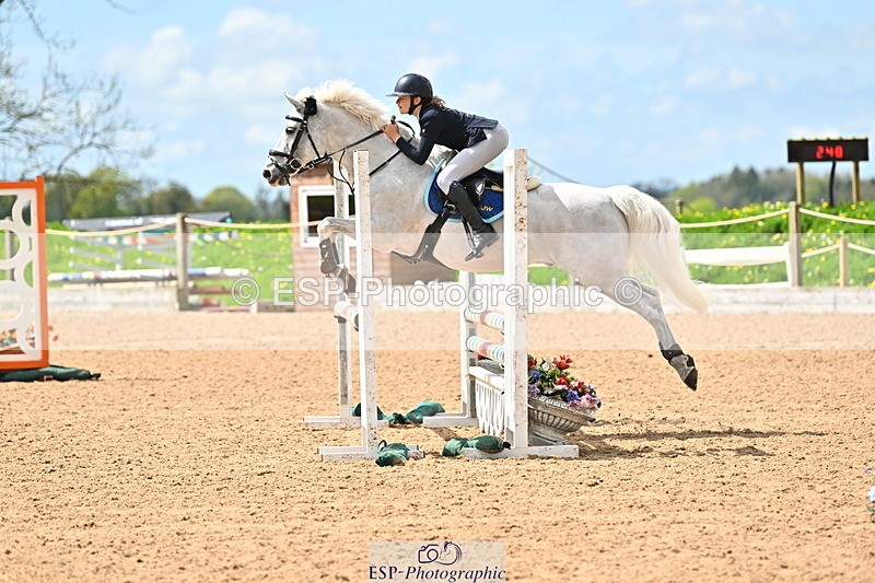 240504A-114912-01310 - Cls 3 Pony Discovery & 90cm Open