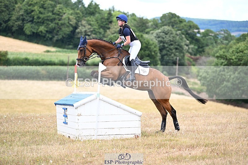 250803A-153833-16310 - O-682-Millie.Juleff-HERONA.CZ.Z