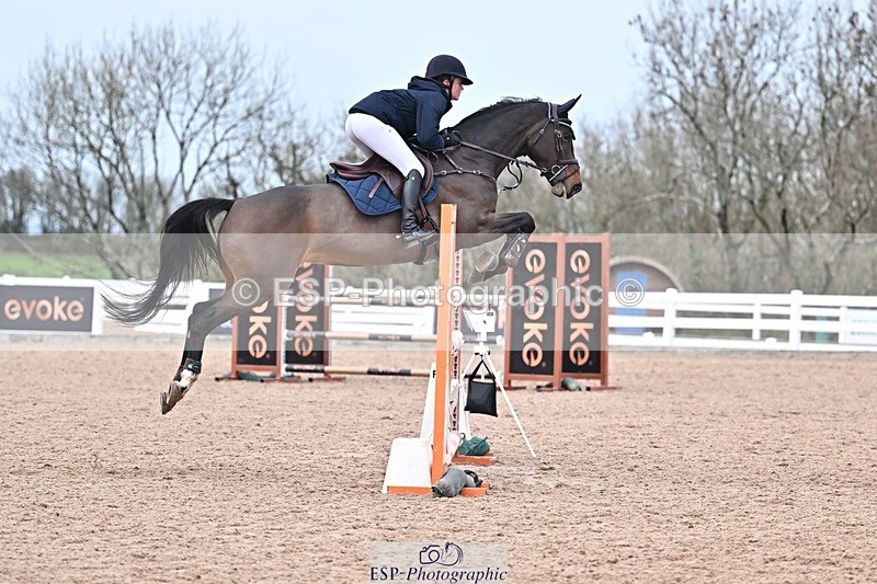 251126-142717-00701 - Cls 6 National 1.30m and 1.40m