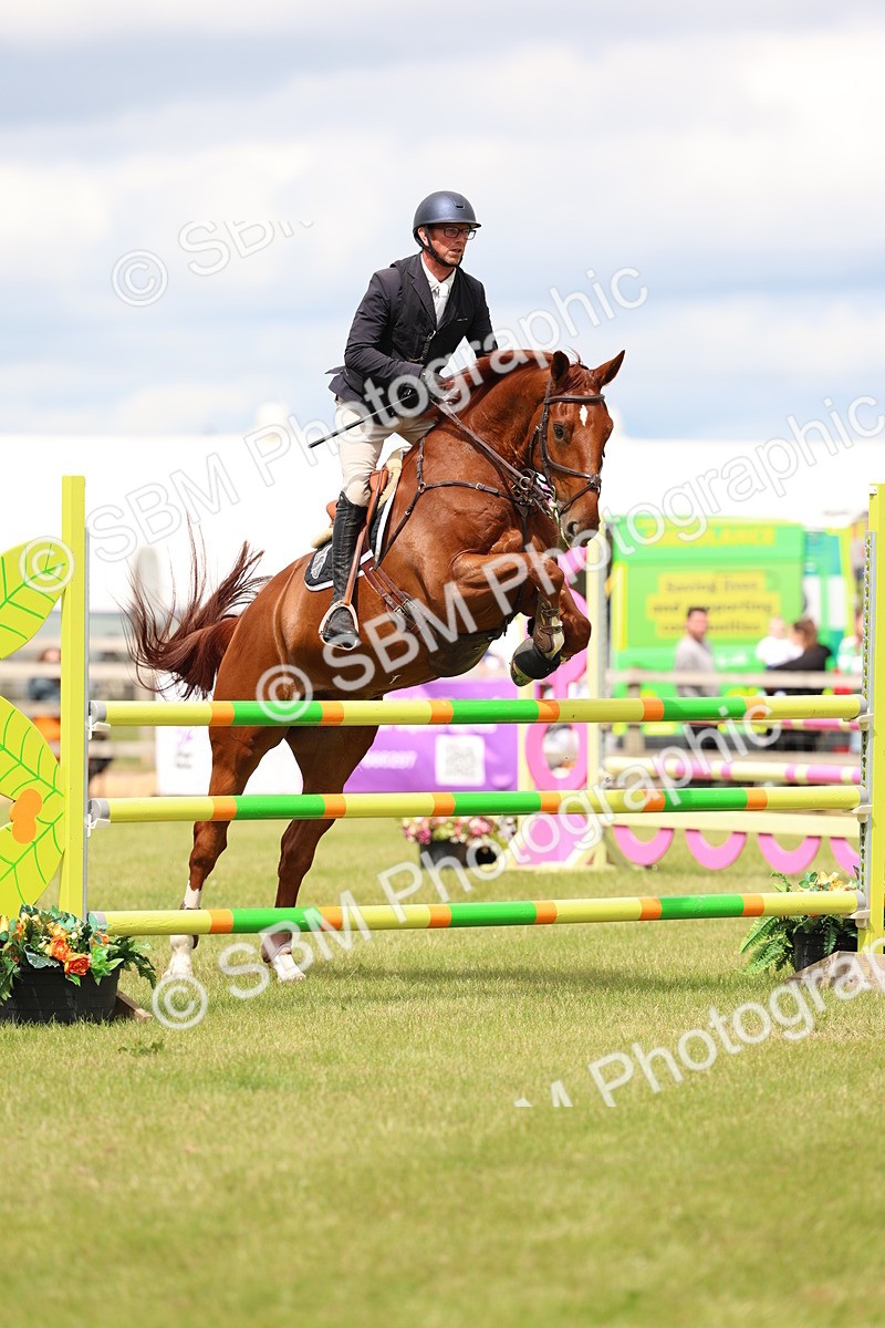 SBM_13897 - Class 206 - Senior Newcomers - 1.10m Open