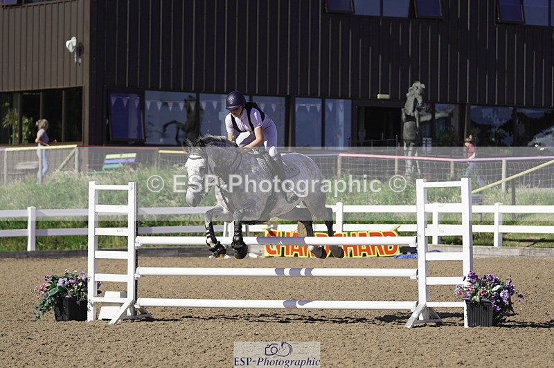 230624A-175202-02853 - Cls 33 1.05m Amateur Quali