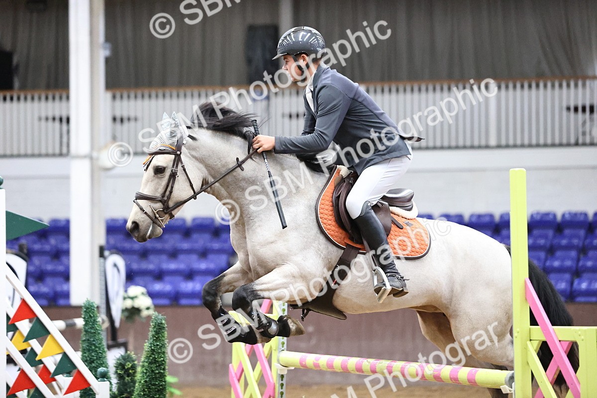SBM_001202 - Class 5 - Blue Chip Pony Newcomers 1.00m Open