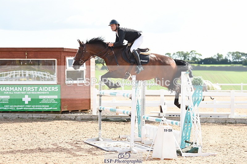 230830A-154256-01194 - Cls 6 National 1.30m