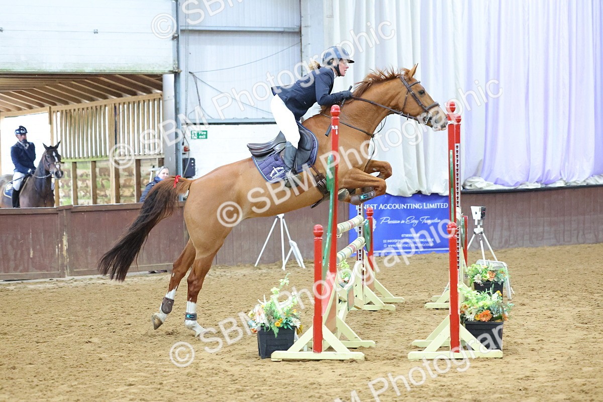 SBM_010536 - Class 23 - Senior Newcomers/ 1.10m Open - First Round (1.10m)