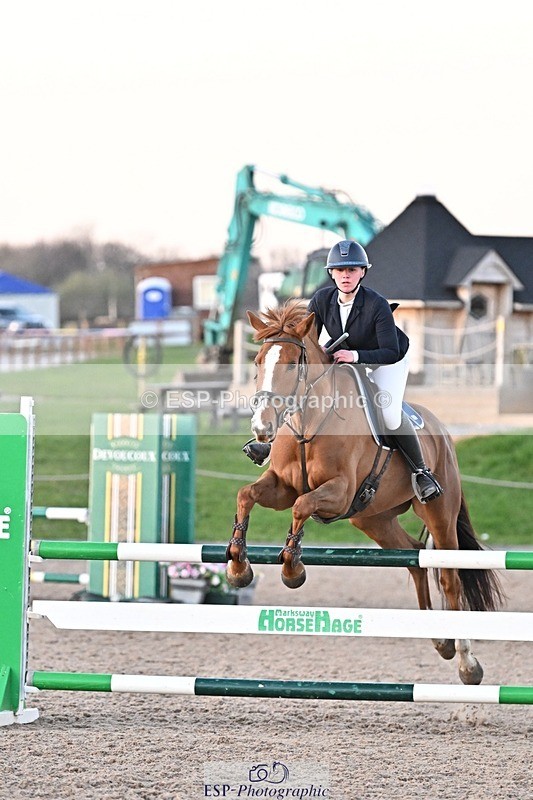 250401-193911-01087 - 100cm Cl;asses