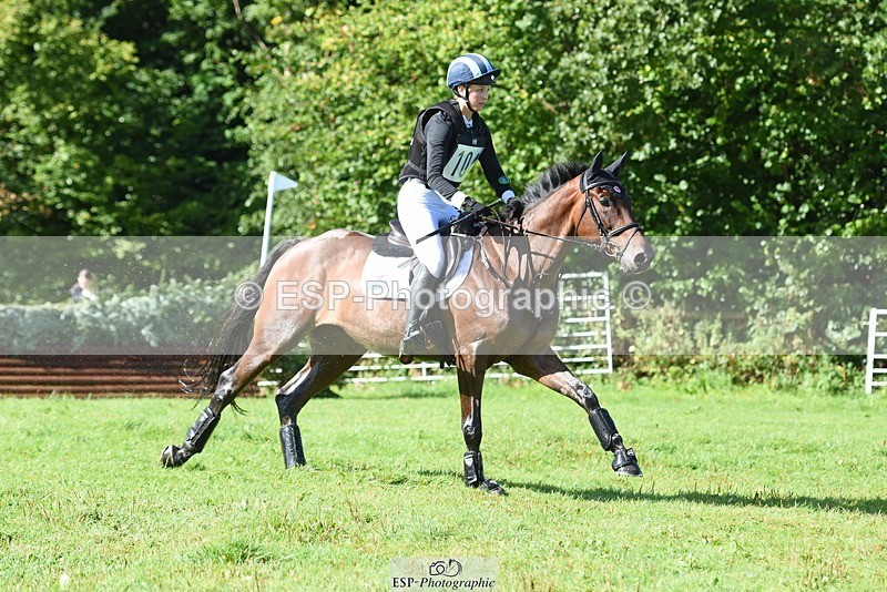230820X-095840-1396 - BE90 XC 09.40 to Rider 151 at 11.44