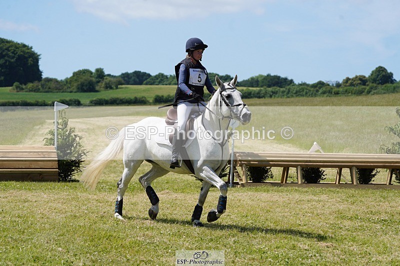 240629X-110732-1459 - 005-Tara_Boylan-CAHERADOO_STARLIGHT