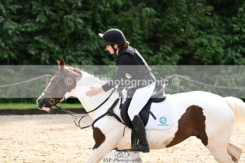 240824X-111136-25130 - 70cm Round 2 10.30 to 12.10