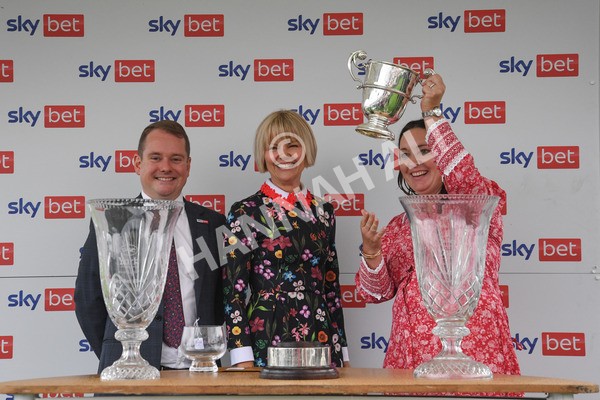 yr21082021r4-107 - Race 4 3.35pm Sky Bet Ebor