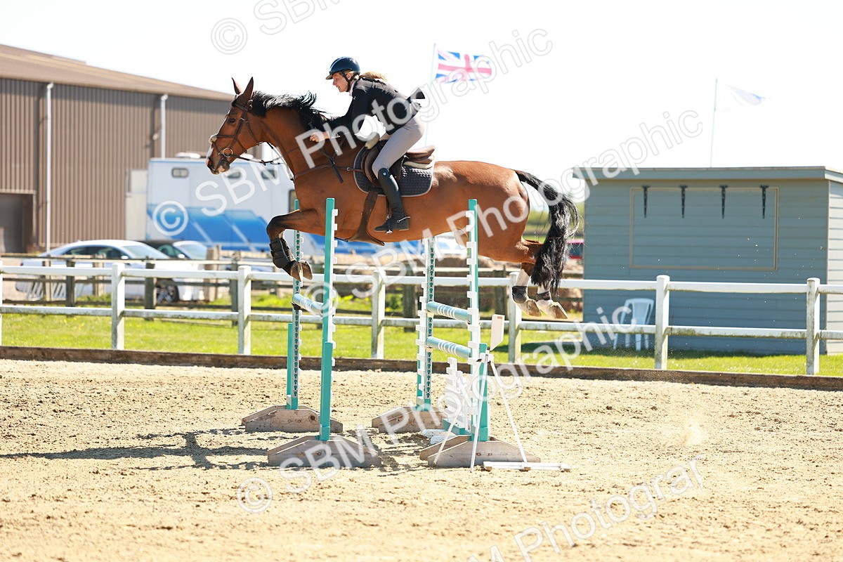 SBM_001784 - Class 5 - Senior Foxhunter - 1.20m
