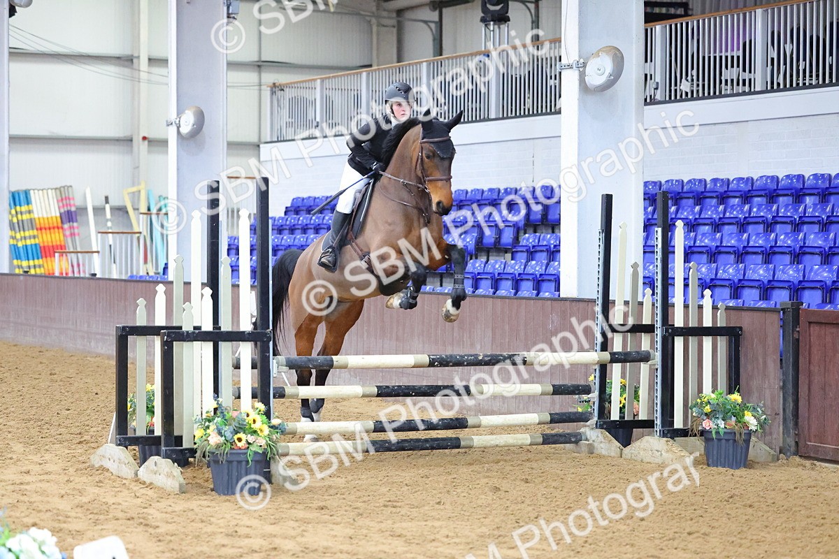 SBM_009639 - Class 20 - Senior British Novice/ 90cm Open - First Round (0.90m)
