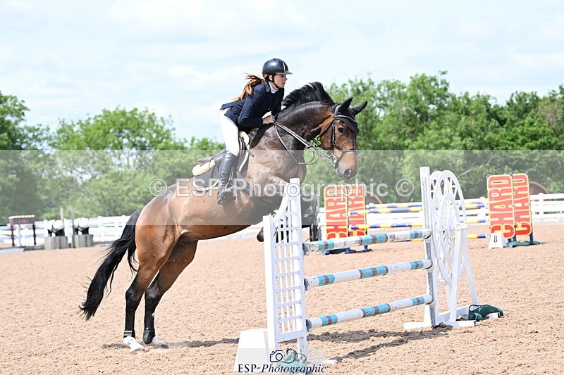 240619A-141014-00437 - Cls 4 Snr Newcomers and 1.10m Open