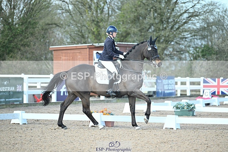 250403-082207-00332 - 018-Louise.Davison-Quamperfect