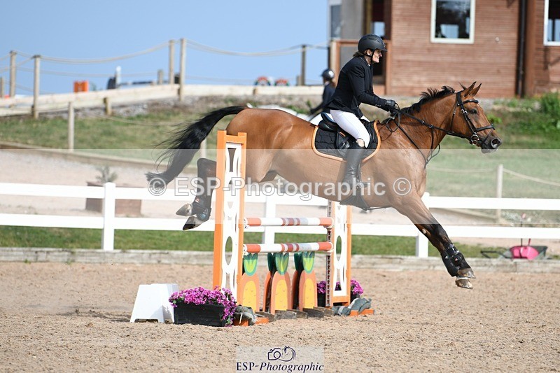 250725-164818-04016 - Cls 10 1.05m Amateur Quali