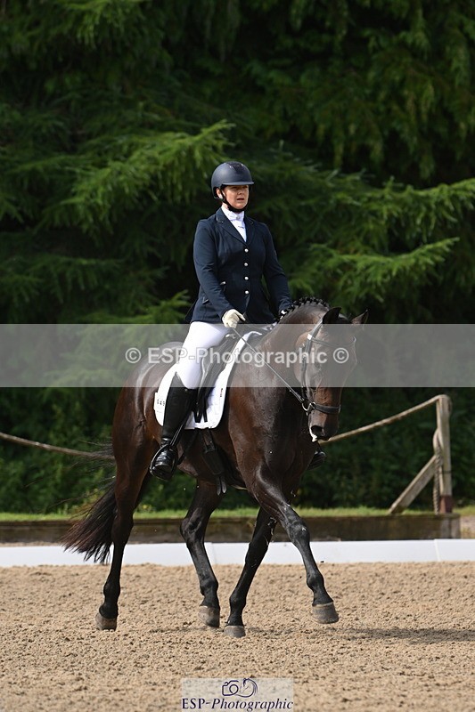 250719A-100926-03236 - 049-Veronica.Roberts-For.J'Adore