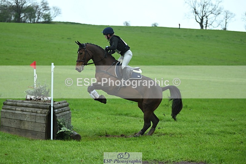 250419-102315-07940 - 420-Fiona.Jones-ABBY.VD.BERGHOEVE.Z