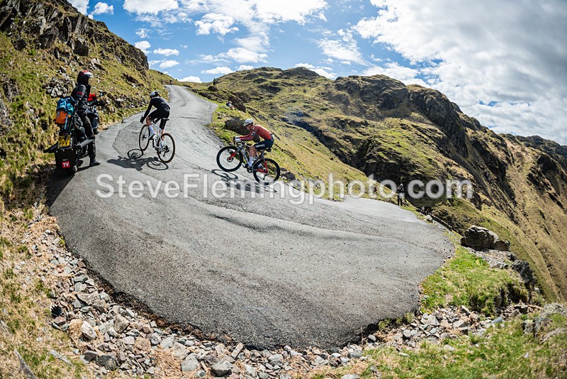 105921 - Hardknott Hairpin 11.00 - 12.00