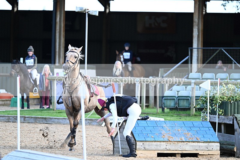 WJ7_5334 - Time 15:56 to 16:17