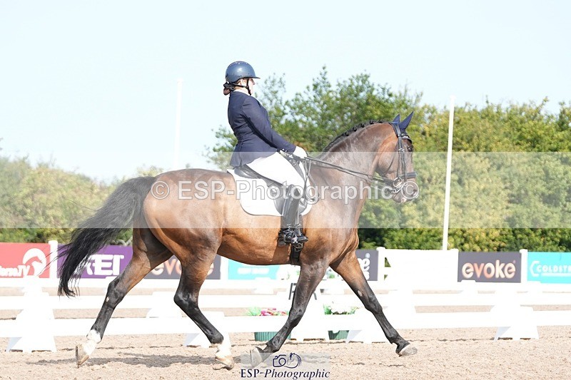 250815-101002-00346 - 008-Deborah.NewmanLegolas