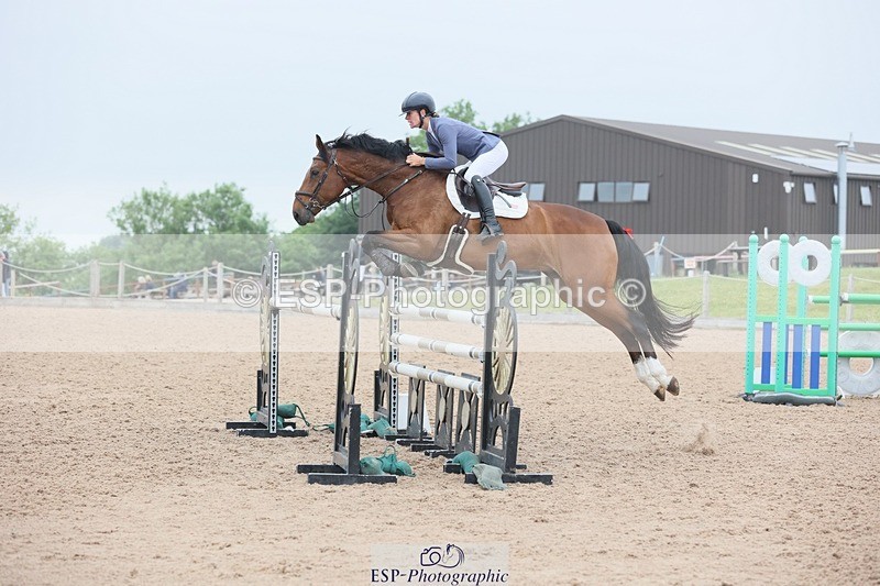 250524-125311-04825 - Cls 15 Snr Fox 1st Rnd