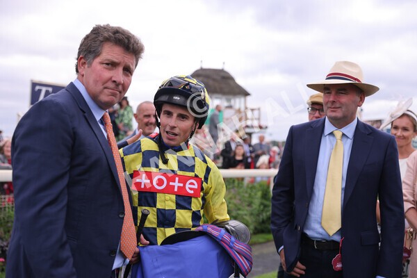 yr17082022r5-69 - Race 5 4.10pm Sky Bet Stayers Stakes