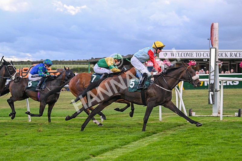 270825-Race 6-Filey Beach-6806 - Race 6