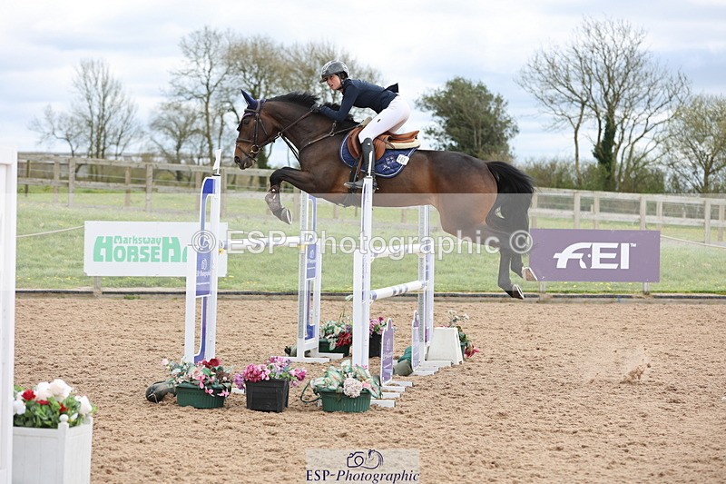 240419A-124158-07382 - Cls 6, 2 Star Medium Tour 1.35m