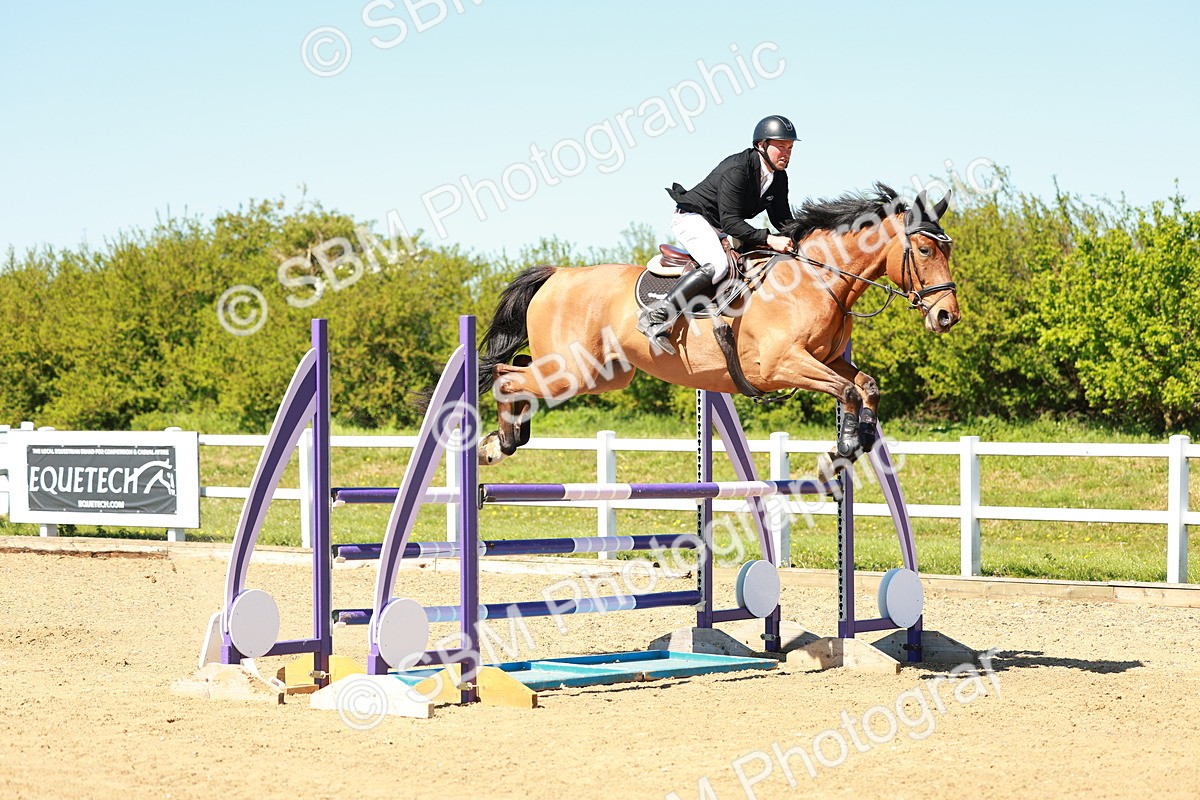 SBM_001479 - Class 4 - Senior Newcomers 1.10m