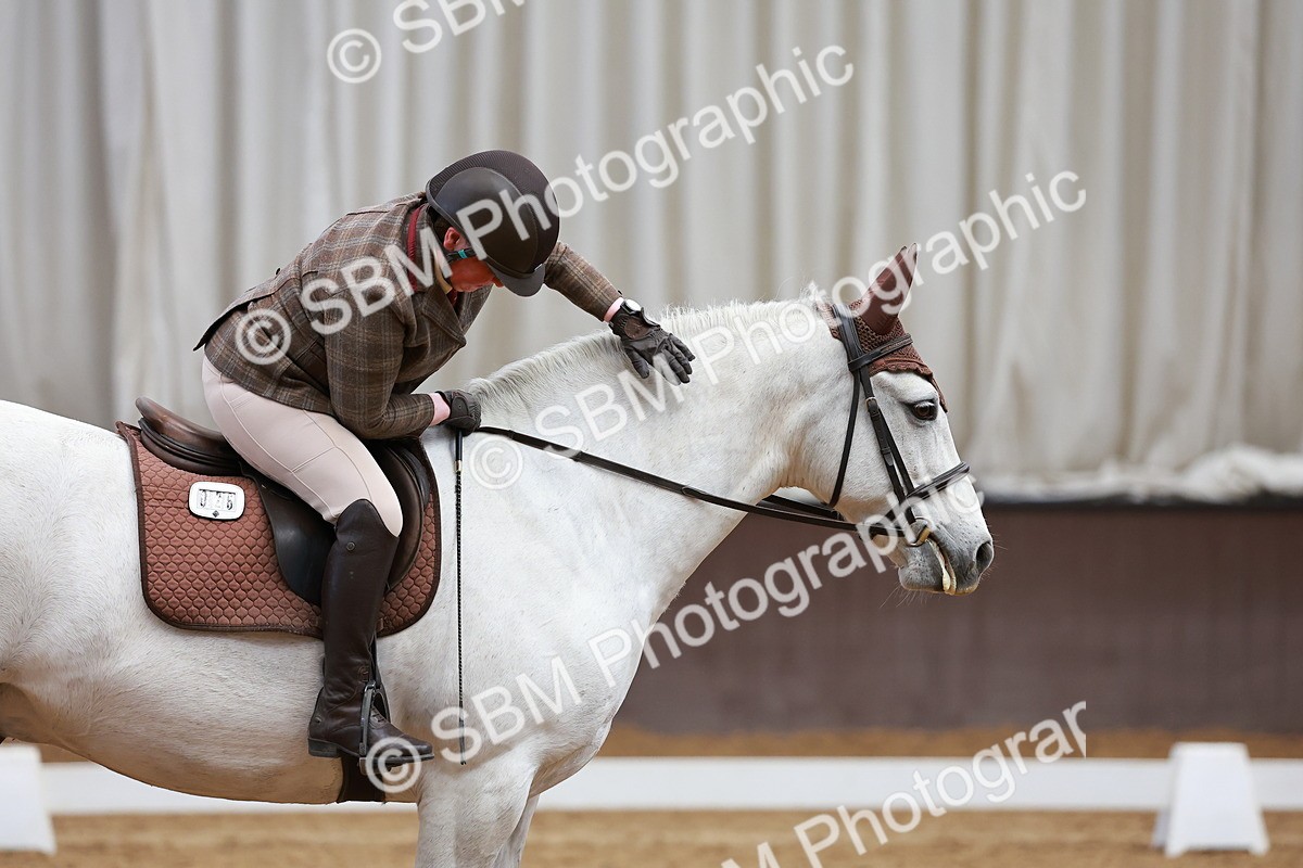 SBM_003537 - Class 15-16-18 - Novice 3-Elementary 1-PYO