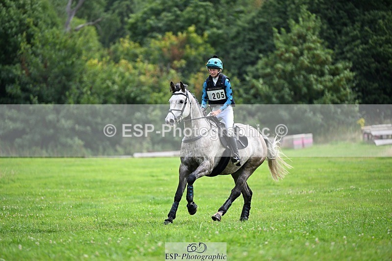 240803-134015-06672 - 205-Jessica_Thomas-QUALITY_STEP_ON