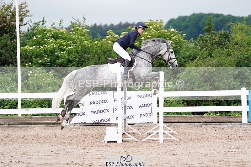 250524-121424-06555 - Cls 21 A&B Snr Disco & 1.00m Open