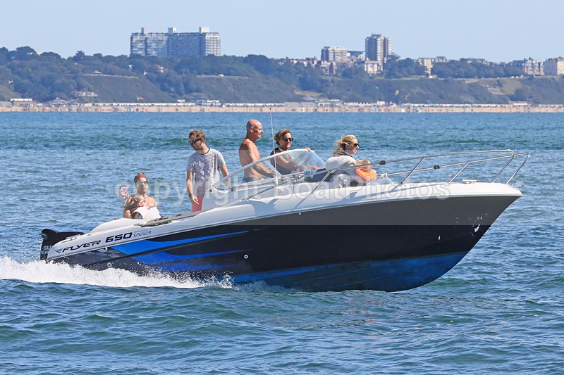 170813 UNNAMED - BENETEAU FLYER 650 1Y3A3067 - Speedboats
