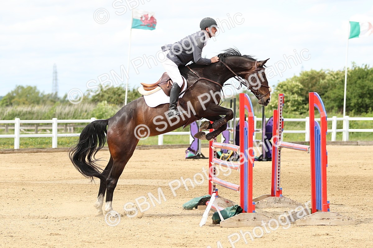 SBM_001099 - Class 4 - Senior Newcomers - 1.10m