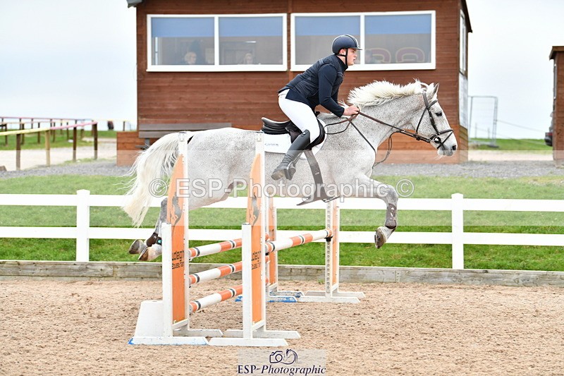 240112A-095133-00195 - Cls 2, British Novice and 90cm Open