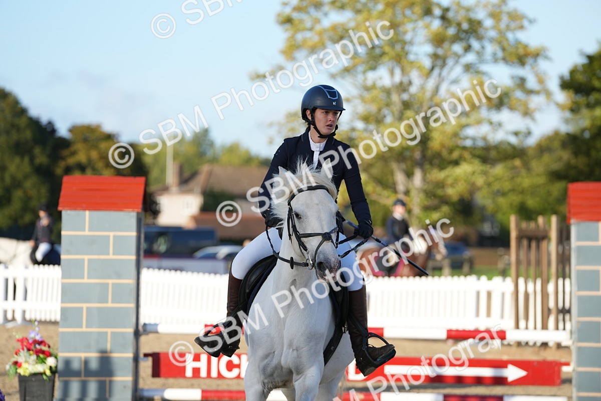 SBM_29439 - J44 - Horse & Hound Open 70cm