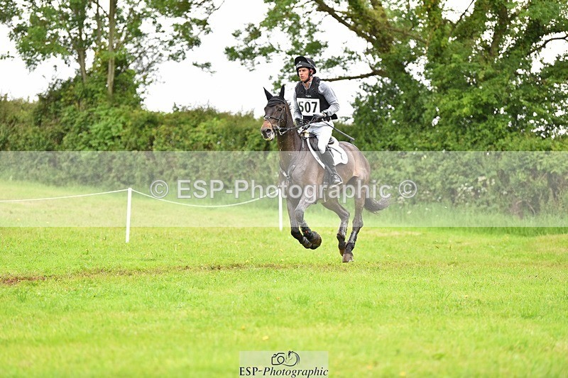 240526-143754-23519 - 507-DASSETT_ROCK_STAR-Tom_D_Crisp