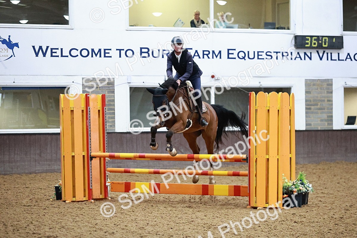 SBM_000572 - Class 2 - Senior British Novice 90cm