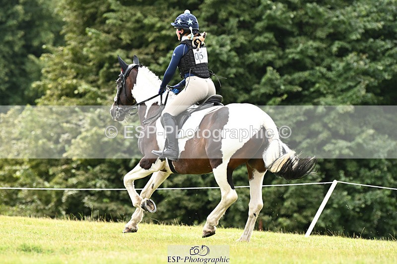 240825X-115440-32162 - 70cm XC 11.00 to 12.00