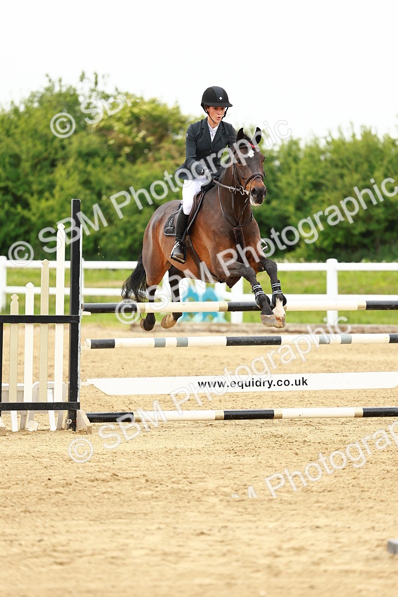 SBM_001119 - Class 4 - Senior Newcomers - 1.10m