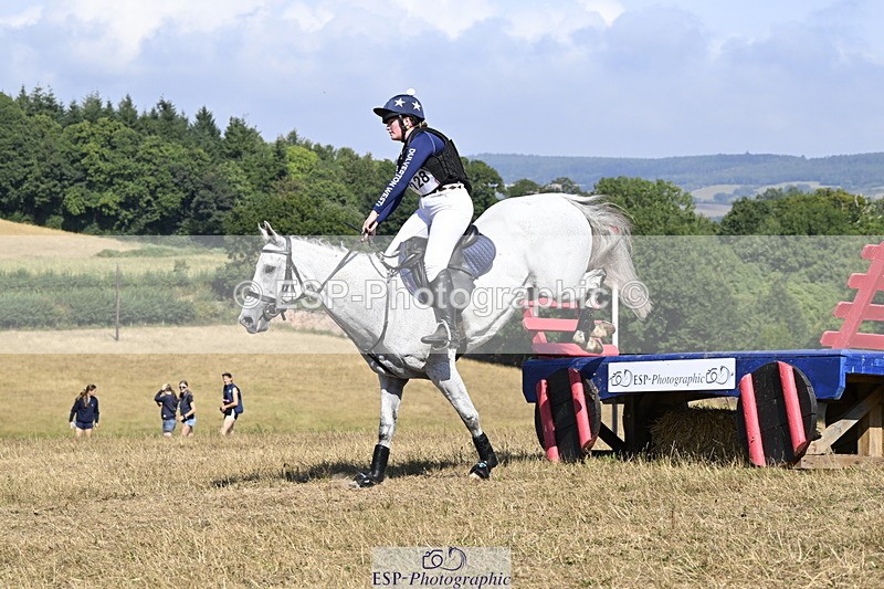 250824A-150330-38922 - 2128-Emily.Jones-Chesham.Rose