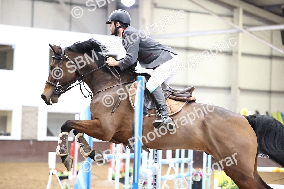 SBM_005538 - Class 17 - Senior Newcomers 1.10m