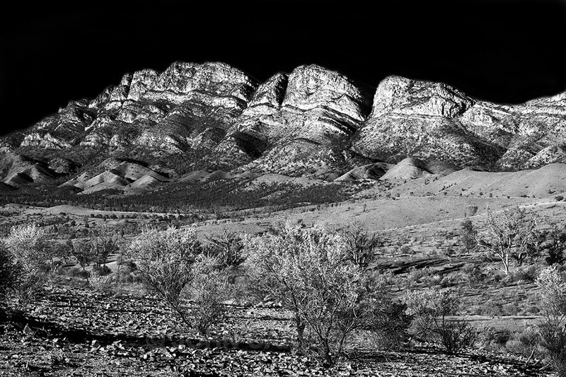 Elder Range in Mono-0612 - FLINDERS RANGES PHOTOS