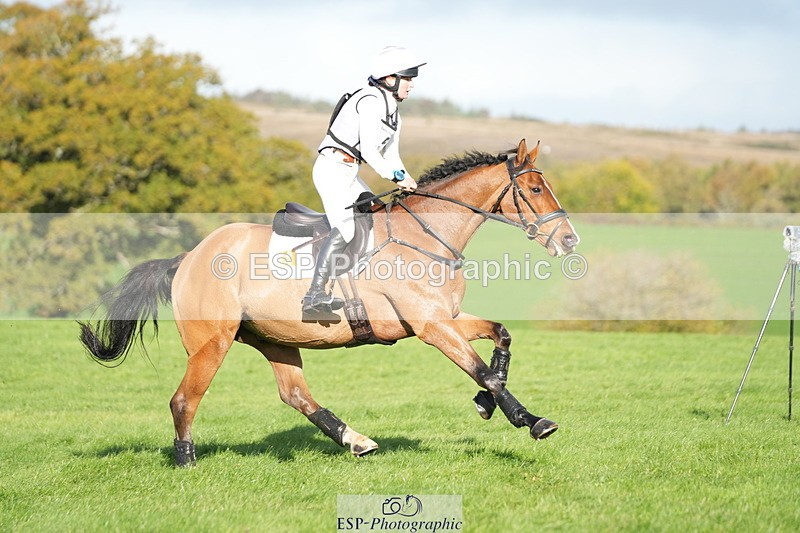 251024A-104738-06931 - A-005-Safia.Woodward