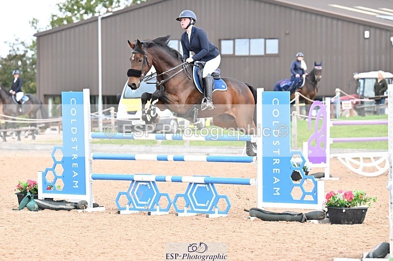 251005-100632-02666 - Cls 15 Foxhunter and 1.20m