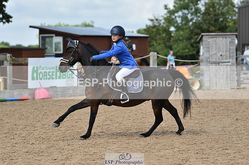 230902A-124900-01227 - Cls 3A Pony Medium 80cm