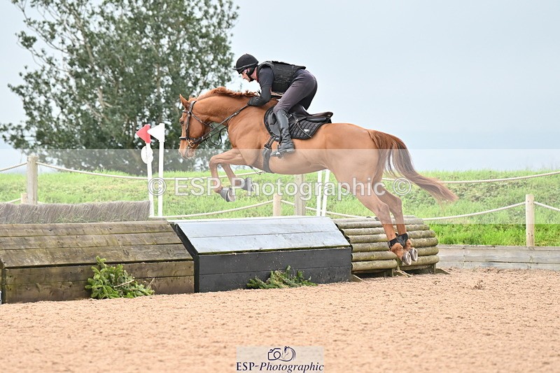 241110A-113834-00639 - 80cm 11.30 to End