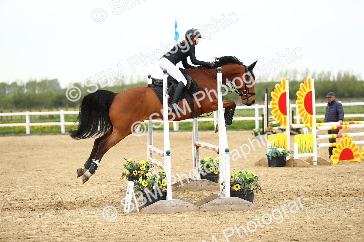 SBM_000387 - Class 2 - Senior British Novice 90cm