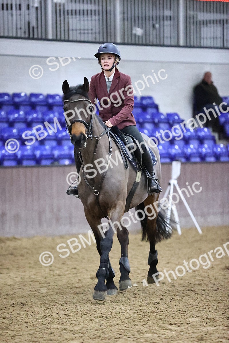 SBM_010208 - Class 25 - Equestrian Senior Foxhunter 1.20m